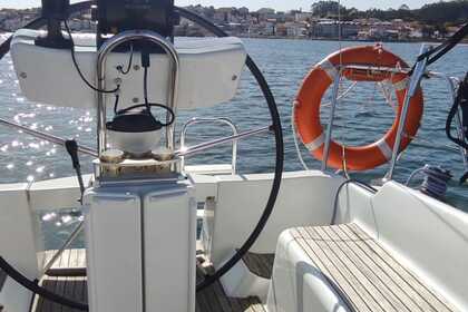 Sun Odyssey 32i in Combarro o Sanxenxo