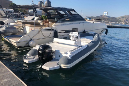 Hire Boat without licence  Cantiere Effedi Modello fast 20 Naples