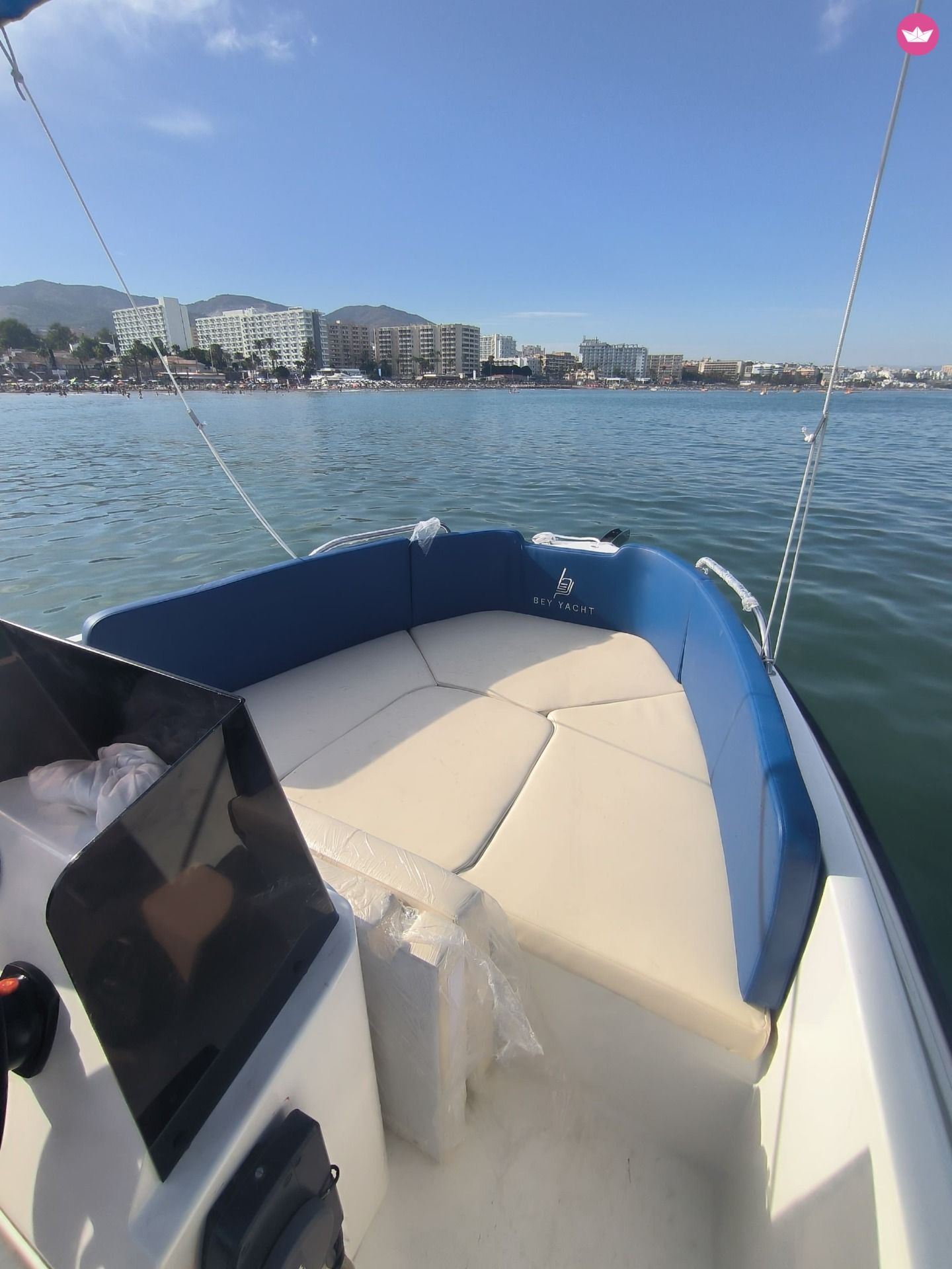 Bateau sans permis Bey Yacht 18 A 15cv 4