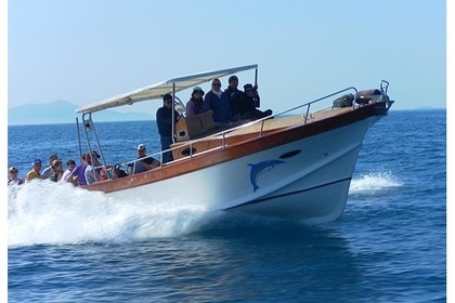 Rental Motorboat Lancia Caprese 10 mt Praiano