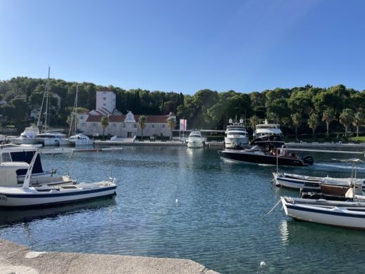 Trogir Motorboat Damor Damor 800 Fjaka alt tag text