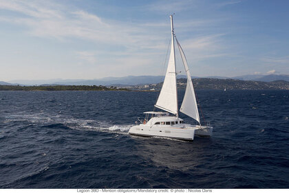 Hire Catamaran LAGOON 380 Zaton