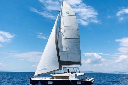 Rental Catamaran LAGOON 450 Santorini