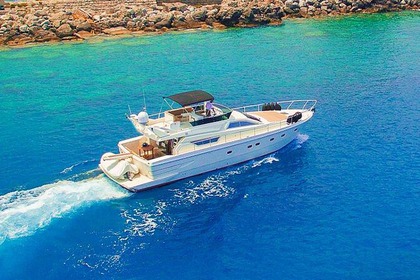 Miete Motorboot Ferretti 52 Fly S Alanya