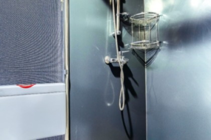 Deluxury Yacht Charter