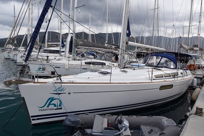 Charter Sailboat Jeanneau Sun Odyssey 44i Marmaris
