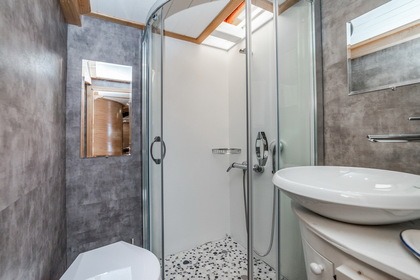 Economic Gulet For Weekly Cruises Managed By A Family