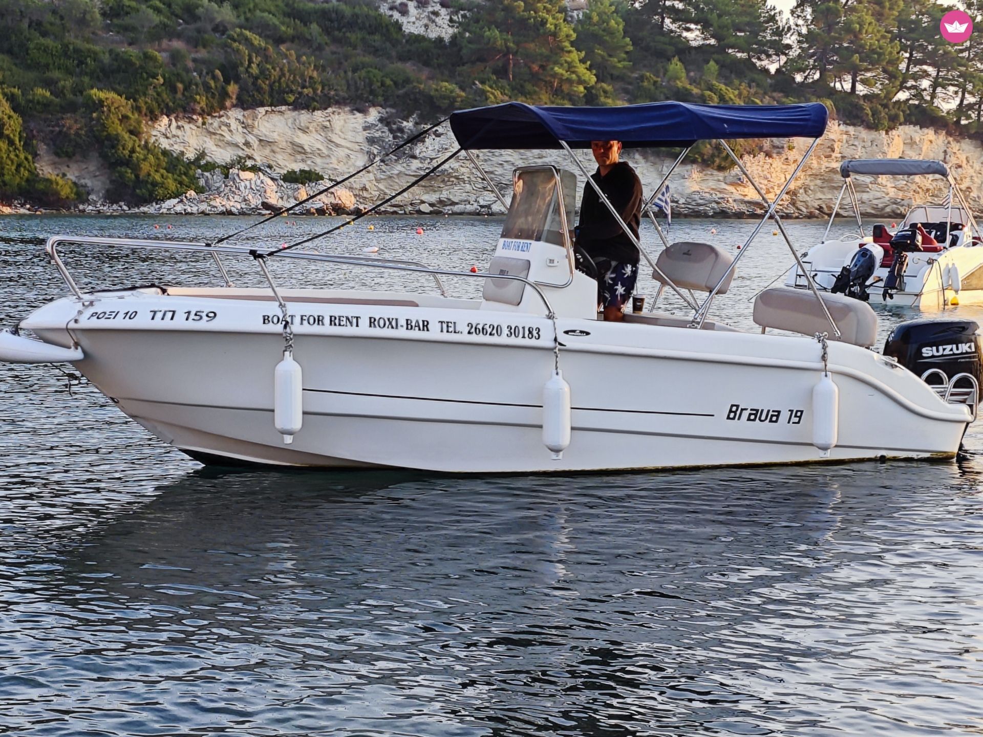 Bateau à moteur Mincolla