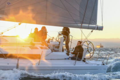 Beneteau First 36, 3 cabins