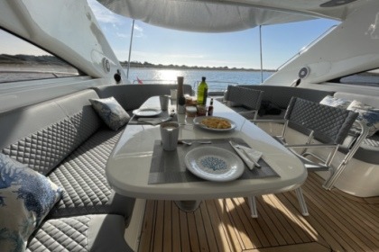 Melhor Iate Charter em Menorca - Princesa V65 em Mahon - até 12 passageiros - perfeitamente equipado