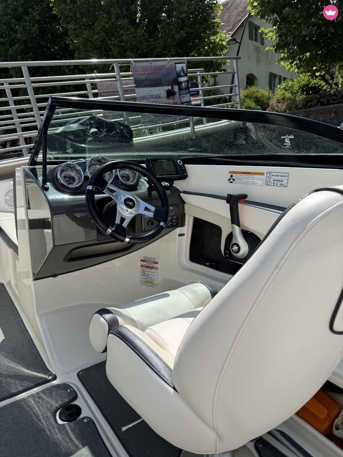 Bateau à moteur Sea Ray 190 Sport 200cv 6