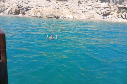 2-4 horas de experiencia en lancha vip Sitges