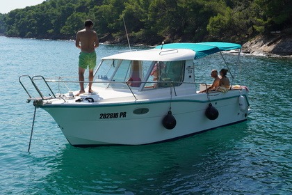 Charter Motorboat ARAUSA 25 (ONLY 4 HOUR TOURS) Zadar