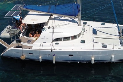 Hire Catamaran Lagoon Lagoon 380 Sliema