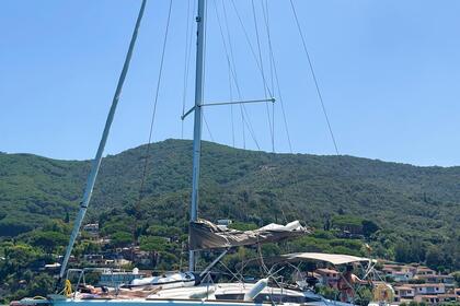 Noleggio Barca a vela Jeanneau Sun Odyssey 349 Marina di Cecina