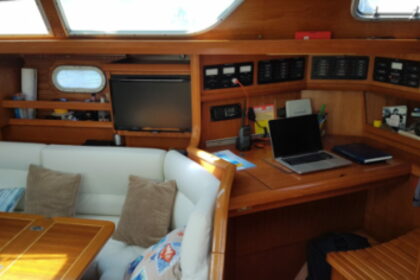 Sailingblue in Toscana su Jeanneau sun odissey 45.2 (14mt)