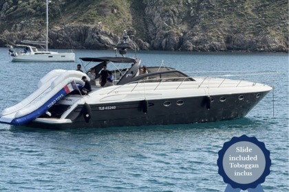 Rental Motorboat Princess V55 Saint-Tropez