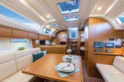 Hyra båt Segelbåt Bavaria Bavaria Cruiser 37 Općina Zadar