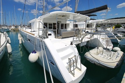 Charter Catamaran Lagoon 450 Flybridge Pirovac