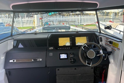 Axopar 37 XC Cross Cabin