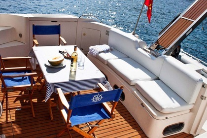 Pangea - Yate en la Costa Brava