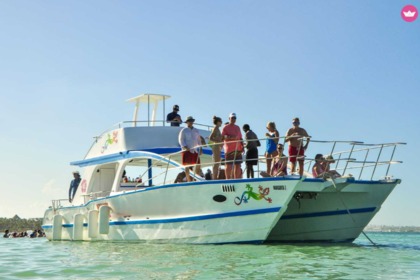 Rental Motorboat TomCat TC 9.7 Bávaro