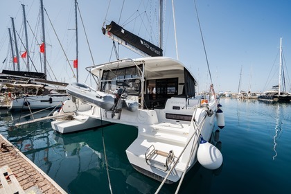 Rental Catamaran Lagoon Lagoon 42 Paros