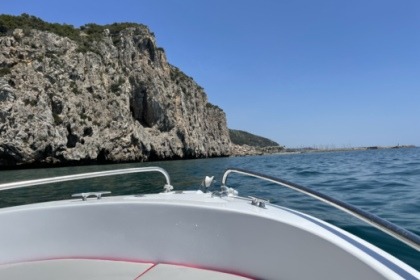 Charter Boat without licence  Voraz 4.50 open Castelldefels