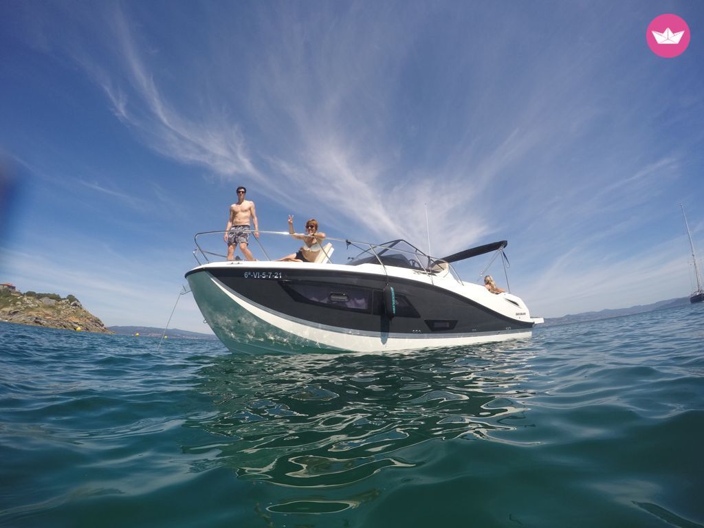 Bateau à moteur Quicksilver Activ 875 Sundeck 225cv 3