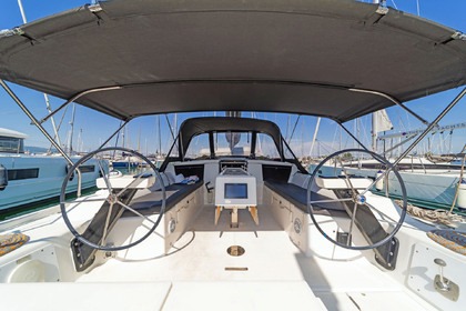 Charter Sailboat  Dufour 430 /4cab Abdera