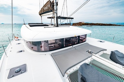 Explore Greece on the brand new Lagoon 42 Catamaran "Beauty L"