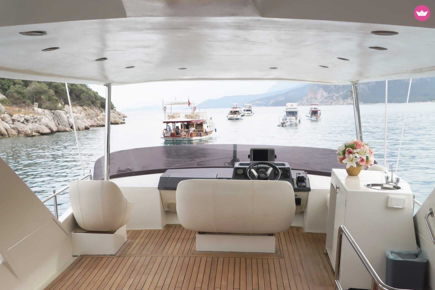 Yacht Fairline 2002 550cv 8