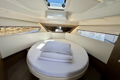 Jeanneau Merry Fisher 1095 FLY