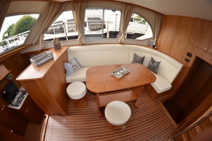 Ανακαλύψτε υπέροχες παραλί