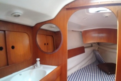 Sailing with Azule a Beneteau Spirit with SUP and Kayak