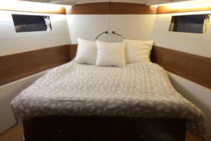 Hyra båt Segelbåt Beneteau Oceanis 48 Saint-Mandrier-sur-Mer