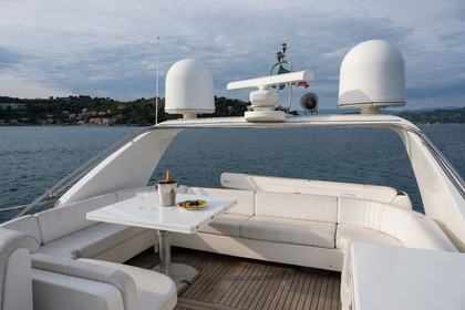 Luxury 22m Yacht with Crew – Cinque Terre & Portofino