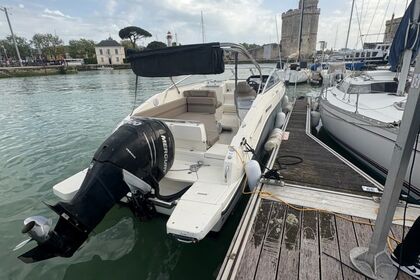 Location Bateau à moteur Quicksilver Activ 805 Sundeck La Rochelle