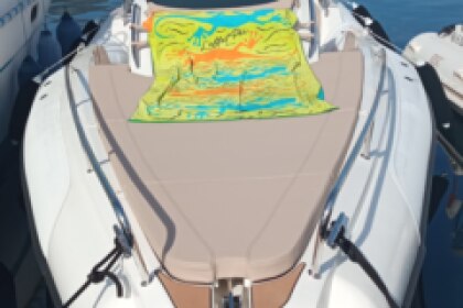 Noleggio Gommone Nuova Jolly Prince 28 SC Capo Corso