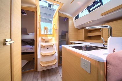 Elan E4 - Vila - 2024.