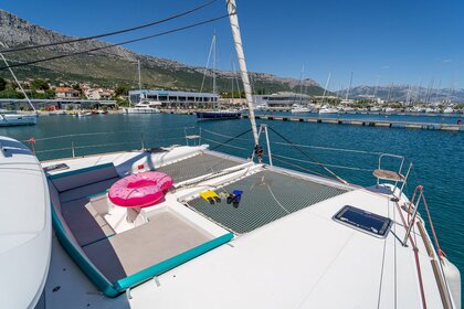 Hyra båt Katamaran Lagoon-Bénéteau Lagoon 450 F - 4 + 2 cab. Kaštel Gomilica