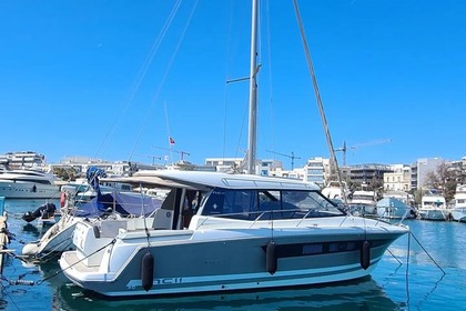 Hire Motorboat Jeanneau NC11 Manoel Island