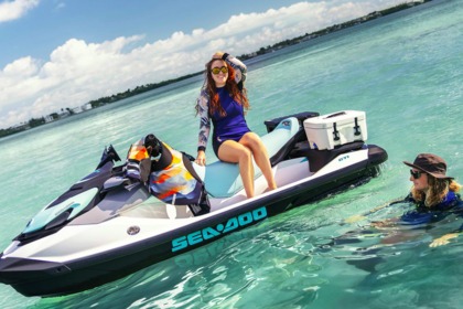 Noleggio Moto d'acqua Seadoo GTX PRO 130 Cambrils