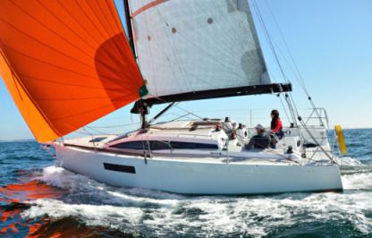 Charter Sailboat Fora Marine Rm 9.70 Quiberon