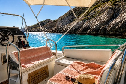 Hire RIB Semi rigide 7 m Saint-Cyr-sur-Mer