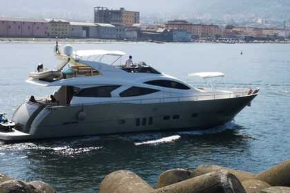 Hire Motor yacht Filippetti Fly 76 Marina di Stabia
