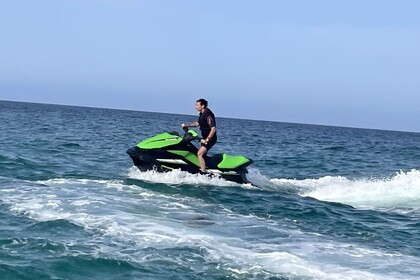 Noleggio Moto d'acqua Kawasaki STX160X Sari-Solenzara