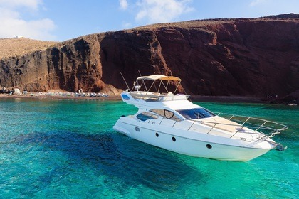 Rental Motor yacht Oceanis Azimut 43 Fly Bridge PRIVATE YACHT DAILY CRUISES Santorini