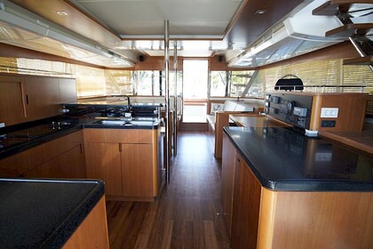 Power Catamaran 3 Cabins 2016 Model