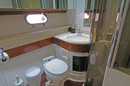 Fairline Squadron 65